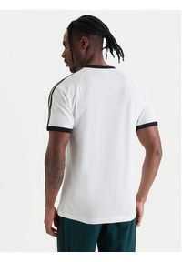 Adidas - adidas T-Shirt 3-Stripes KE3537 Biały Regular Fit. Kolor: biały. Materiał: bawełna #3