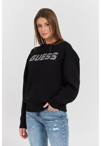 Guess - GUESS Czarna damska bluza z cyrkoniami Cecilia. Typ kołnierza: bez kaptura. Kolor: czarny. Materiał: elastan, wiskoza, materiał, poliamid. Długość rękawa: długi rękaw. Długość: długie. Wzór: aplikacja. Styl: elegancki #4