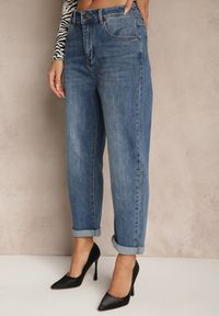 Renee - Niebieskie Jeansy Regular Wiast o Fasonie Mom Fit Gondie. Okazja: na co dzień. Kolor: niebieski. Styl: casual #4
