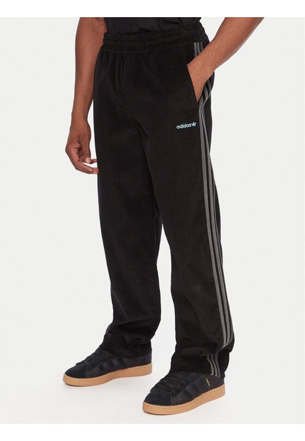 Adidas - adidas Spodnie dresowe Corduroy JX3107 Czarny Regular Fit. Kolor: czarny. Materiał: sztruks, bawełna