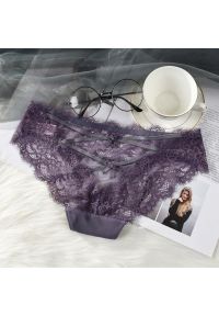 Intica - Stringi koronkowe z paseczkami na specjalne okazje Zeliha. Kolor: fioletowy. Materiał: koronka. Wzór: koronka