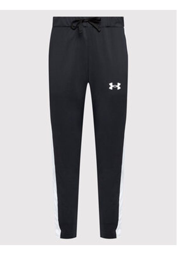 Under Armour Dres Ua Emea 1357139 Czarny Regular Fit. Kolor: czarny. Materiał: syntetyk
