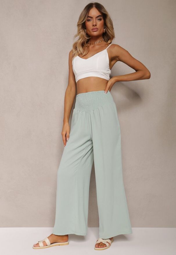 Renee - Jasnozielone Spodnie Kuloty High Waist z Gumką w Talii Lipadre. Stan: podwyższony. Kolor: zielony. Długość: krótkie