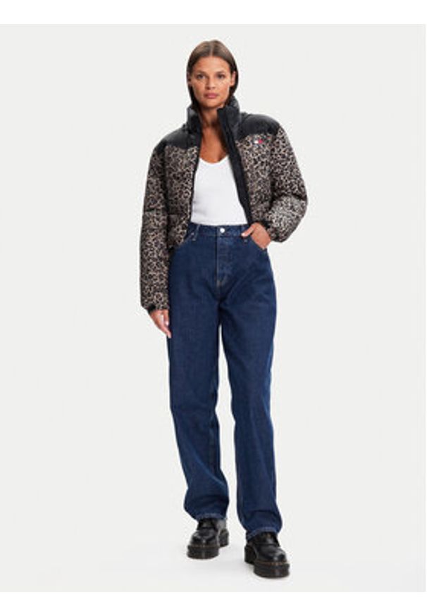 Tommy Jeans Kurtka zimowa DW0DW21967 Brązowy Relaxed Fit. Kolor: brązowy. Materiał: syntetyk. Sezon: zima