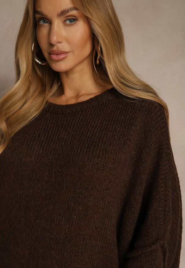Renee - Brązowy Sweter Oversize z Wełną i Wiskozą Fedolina. Okazja: na co dzień. Kolor: brązowy. Materiał: wiskoza, wełna. Styl: casual