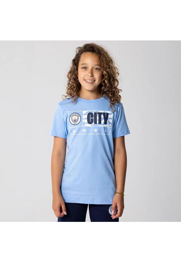 MANCHESTER CITY - Koszulka dziecięca Man City jasnoniebieska - 10 lat. Kolor: niebieski. Sezon: lato. Sport: piłka nożna