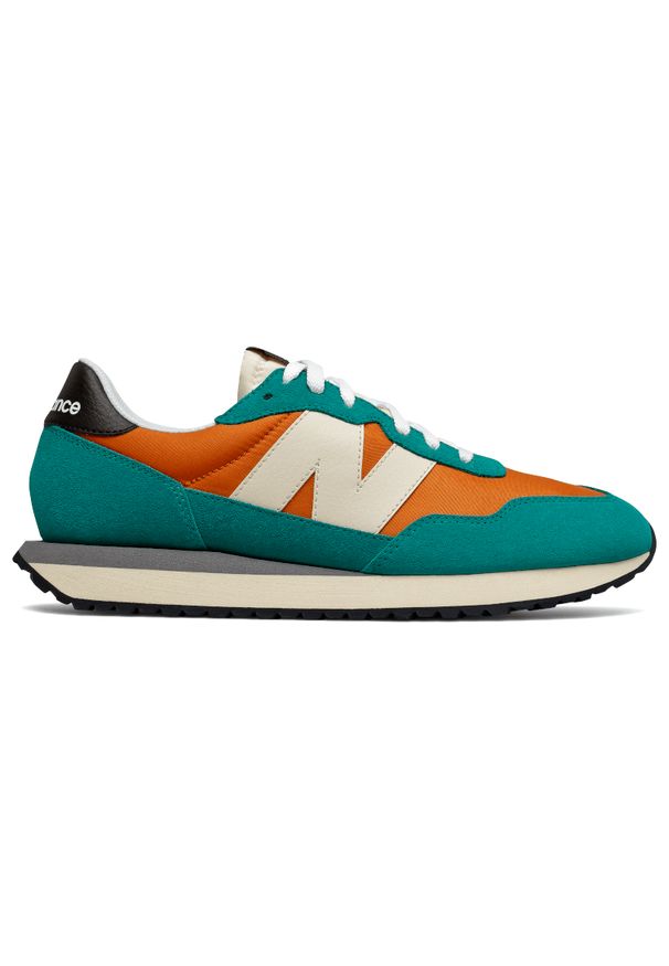 Sneakersy New Balance na co dzień, z cholewką