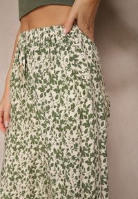 Renee - Zielone Spodnie z Bawełny High Waist z Abstrakcyjnym Wzorem Lisathiela. Okazja: na co dzień. Stan: podwyższony. Kolor: zielony. Materiał: bawełna. Styl: casual #5