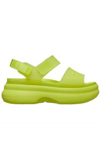 Sandały damskie Crocs Soho Frosted Y-Strap 212651-738 - zielone. Kolor: zielony. Materiał: materiał. Wzór: paski. Sezon: lato. Obcas: na platformie. Styl: klasyczny #1