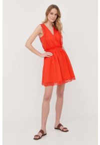 TwinSet - Twinset sukienka kolor pomarańczowy mini rozkloszowana. Kolor: pomarańczowy. Materiał: koronka, tkanina. Długość: mini