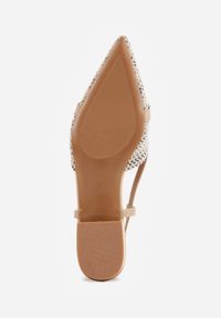 Renee - Ciemnobeżowe Sandały Vices Slingback Ozdobione Klamrą i Plecionką Nilasiela. Okazja: na co dzień. Zapięcie: klamry. Kolor: beżowy. Wzór: aplikacja. Obcas: na słupku. Styl: elegancki, casual #6