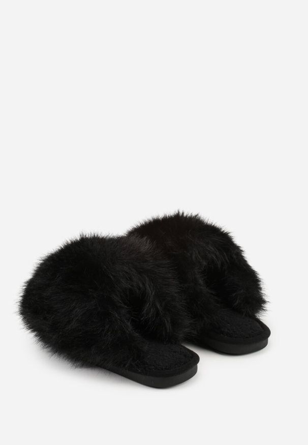 Renee - Czarne Miękkie Kapcie Ozdobione Długim Włosiem Cendria. Kolor: czarny. Materiał: dresówka. Wzór: aplikacja. Styl: elegancki