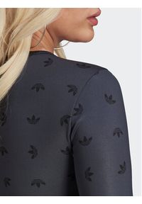Adidas - adidas Bluzka Allover Print HL9137 Czarny Slim Fit. Kolor: czarny. Materiał: syntetyk. Wzór: nadruk #5