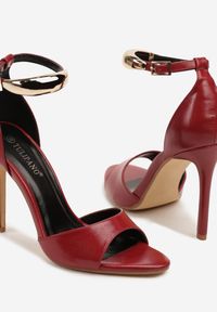 Renee - Bordowo-Czerwone Sandały na Szpilce z Eleganckim Zdobieniem przy Kostce Idarelle. Okazja: na co dzień. Zapięcie: pasek. Kolor: czerwony. Materiał: jeans. Wzór: aplikacja. Obcas: na szpilce. Styl: elegancki. Wysokość obcasa: średni #6