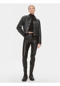 Calvin Klein Jeans Koszula J20J222553 Czarny Relaxed Fit. Kolor: czarny. Materiał: skóra