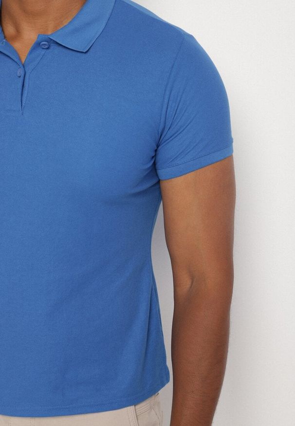 Born2be - Niebieski T-shirt Polo z Bawełną Fodelira. Okazja: na co dzień. Typ kołnierza: polo. Kolor: niebieski. Materiał: bawełna. Styl: casual, elegancki, klasyczny