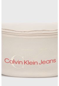 Calvin Klein Jeans nerka kolor beżowy. Kolor: beżowy. Materiał: poliester. Wzór: nadruk