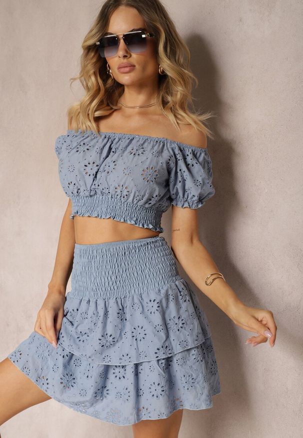 Renee - Jasnoniebieski Komplet 2-Częściowy z Bawełny Ażurowy Top w Hiszpańskim Stylu Spódnica z Gumką Dolflea. Kolor: niebieski. Materiał: bawełna. Wzór: ażurowy