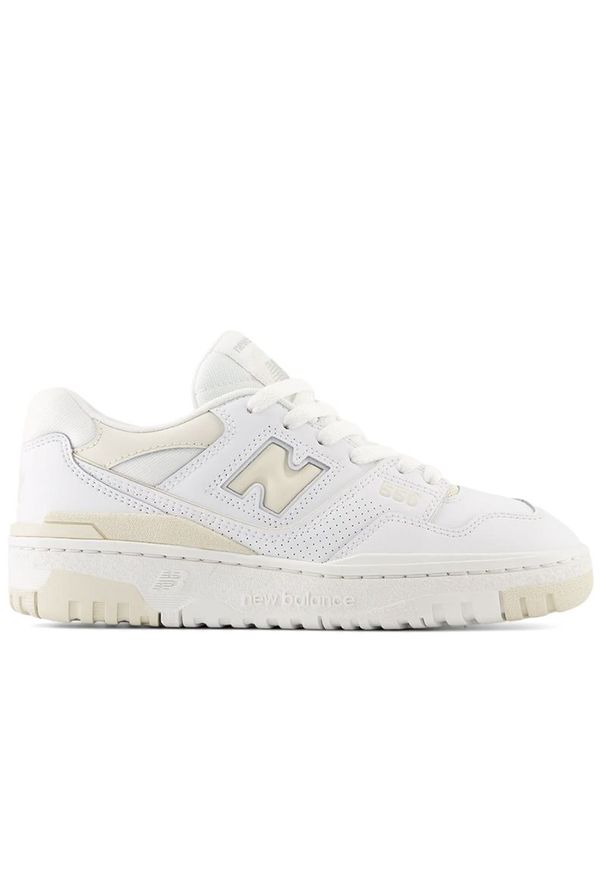 Buty New Balance GSB550BK - białe. Okazja: na co dzień. Kolor: biały. Materiał: guma, materiał, syntetyk, zamsz. Szerokość cholewki: normalna. Sport: koszykówka