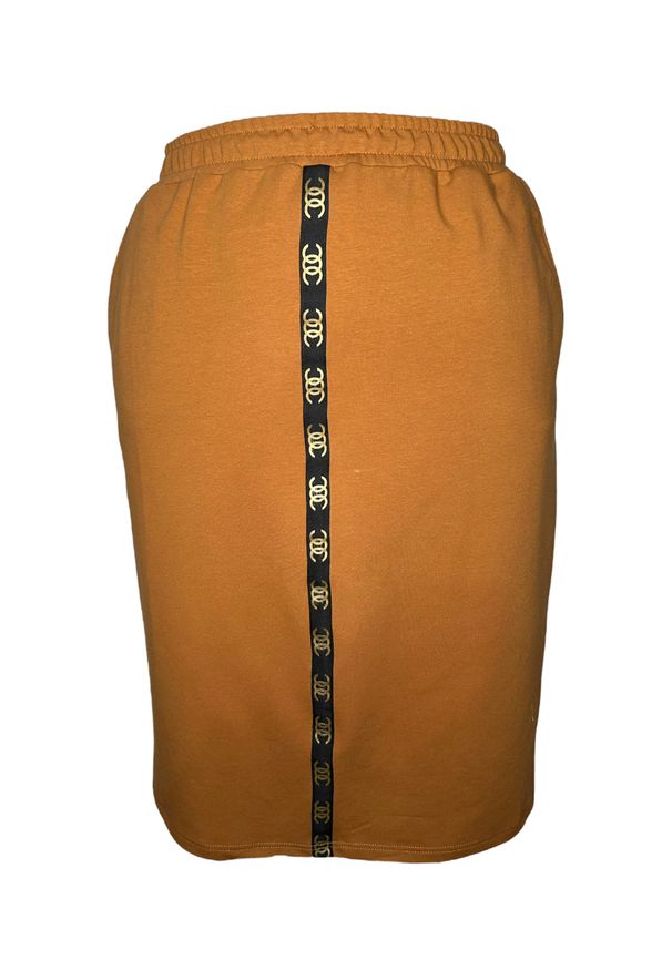 Moda Size Plus Iwanek - Pomarańczowa dresowa spódnica Bea na gumce OSTATNIE SZTUKI PLUS SIZE XXL. Kolekcja: plus size. Kolor: pomarańczowy. Materiał: dresówka. Długość: do kolan. Wzór: aplikacja. Styl: elegancki