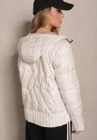 Renee - Biała Pikowana Kurtka Dwustronna z Kapturem Eravinea. Okazja: na co dzień. Typ kołnierza: kaptur. Kolor: biały. Materiał: jeans. Styl: elegancki, casual #3