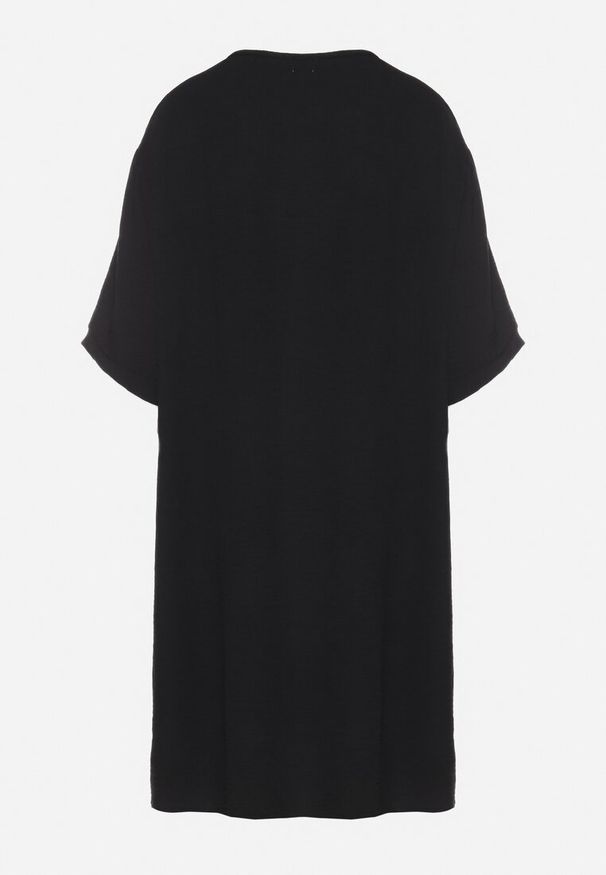 Born2be - Czarna Sukienka Pudełkowa z Guzikami i Ozdobnymi Haftami Jenivanea. Okazja: na co dzień. Typ kołnierza: dekolt w serek. Kolor: czarny. Materiał: skóra. Długość rękawa: długi rękaw. Wzór: haft. Styl: casual, elegancki