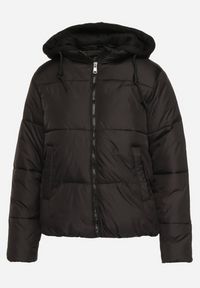 Born2be - Czarna Pikowana Kurtka z Kapturem Mivuna. Okazja: na co dzień. Typ kołnierza: kaptur. Kolor: czarny. Materiał: jeans. Długość: krótkie. Styl: casual #3