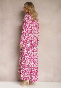 Renee - Fuksjowa Rozkloszowana Sukienka Maxi z Wiskozy o Koszulowym Kroju w Ornamentalny Print Leonorra. Kolor: różowy. Materiał: wiskoza. Wzór: nadruk. Typ sukienki: koszulowe. Długość: maxi