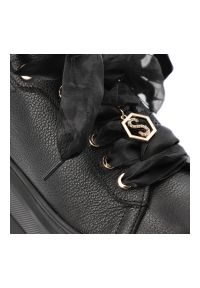 Czarne Sneakersy Karino Skórzane Obuwie Damskie Na Platformie. Okazja: na co dzień. Zapięcie: sznurówki. Kolor: czarny. Materiał: skóra. Obcas: na platformie. Styl: casual, elegancki #5