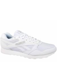 Buty do chodzenia męskie Reebok Ultra Flash. Zapięcie: sznurówki. Kolor: biały. Materiał: guma, syntetyk, tkanina, materiał. Szerokość cholewki: normalna. Sport: turystyka piesza