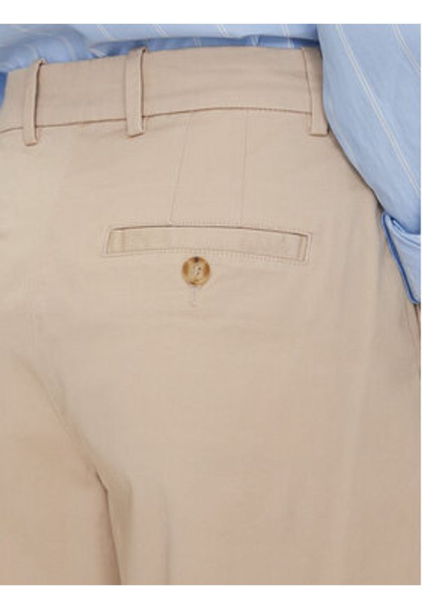 GANT - Gant Szorty materiałowe 4020119 Beżowy Regular Fit. Kolor: beżowy. Materiał: bawełna