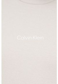 Calvin Klein bluza kolor beżowy. Kolor: beżowy. Długość rękawa: długi rękaw. Długość: długie. Wzór: nadruk