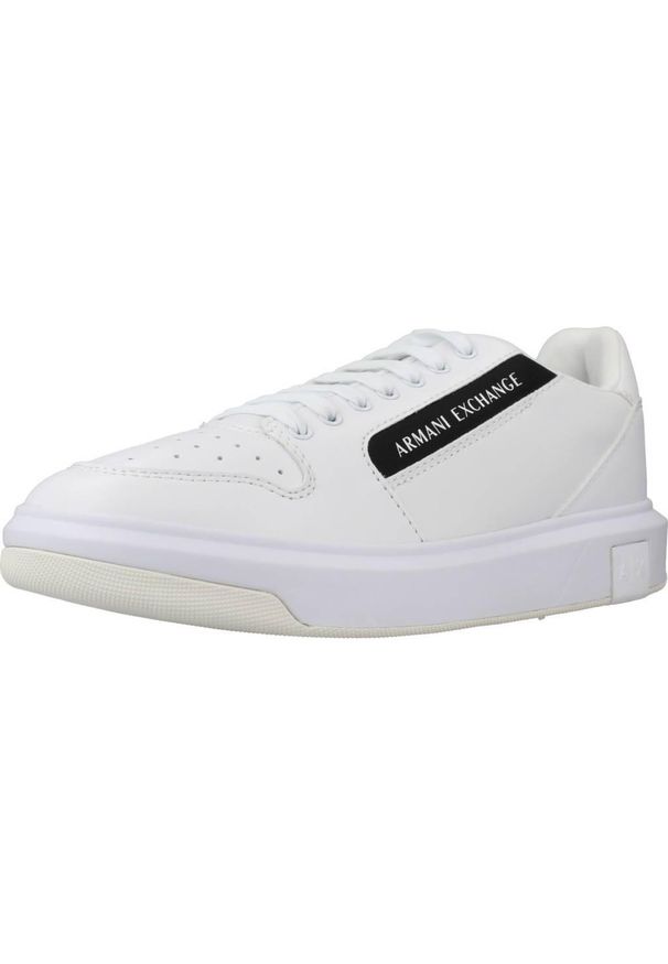 Armani Exchange - Kapcie ARMANI EXCHANGE XUX167 XV657 Biały. Kolor: biały. Materiał: syntetyk, tkanina. Sport: turystyka piesza