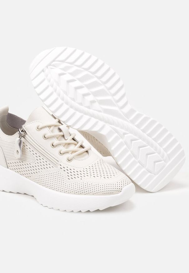 Born2be - Beżowe Skórzane Sneakersy z Ozdobnym Suwakiem Selami. Okazja: na co dzień. Zapięcie: sznurówki. Kolor: beżowy. Materiał: skóra. Obcas: na obcasie. Wysokość obcasa: niski