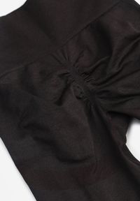 Born2be - Brązowe Legginsy z Wysokim Stanem z Modelującymi Wstawkami Onorata. Okazja: na co dzień. Stan: podwyższony. Kolor: brązowy. Materiał: prążkowany. Długość: krótkie. Styl: casual #5