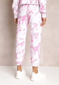 Renee - Różowe Spodnie Dresowe z Wzorem Tie-Dye Leiya. Kolor: różowy. Materiał: dresówka. Styl: elegancki, sportowy