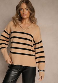 Renee - Beżowo-Czarny Sweter w Paski z Dekoltem w Serek z Kołnierzykiem Ralinavia. Okazja: na co dzień. Typ kołnierza: dekolt w serek. Kolor: beżowy. Materiał: jeans. Długość rękawa: długi rękaw. Długość: długie. Wzór: paski. Styl: casual, klasyczny #4