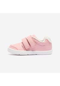 Decathlon - Buty dla dzieci Domyos 100 I Move. Kolor: biały, różowy, wielokolorowy. Materiał: materiał. Sport: turystyka piesza