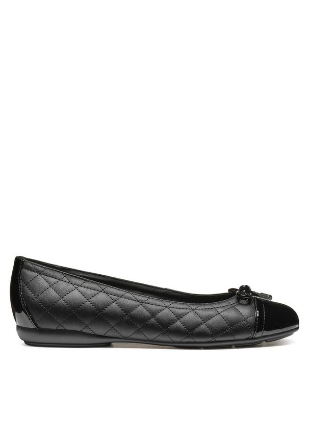 Baleriny Geox. Kolor: czarny