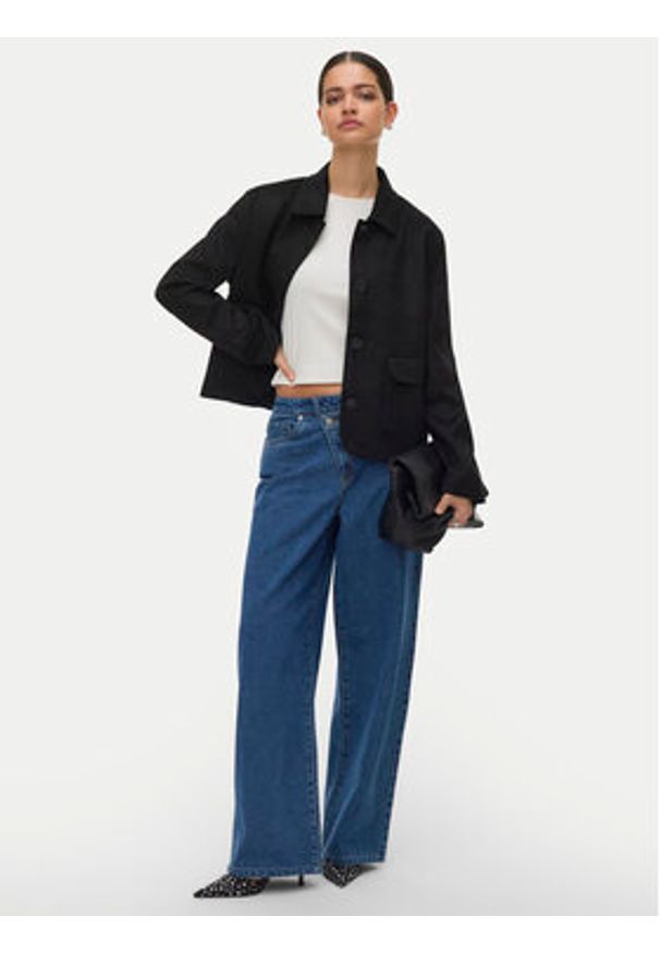 Vero Moda Kurtka przejściowa Jose Kelly 10338632 Czarny Regular Fit. Kolor: czarny. Materiał: syntetyk