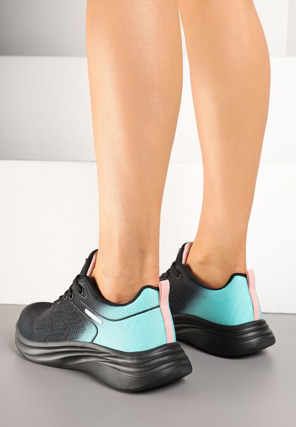 Renee - Czarno-Miętowe Buty Sportowe z Efektem Ombre na Podeszwie z Pianki Elanielia. Okazja: na co dzień. Kolor: czarny. Materiał: jeans. Sezon: lato, wiosna