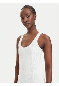 Vero Moda Sukienka koktajlowa Salina 10356493 Biały Regular Fit. Kolor: biały. Materiał: syntetyk. Styl: wizytowy #3