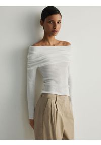 Reserved - Sweter z odkytymi rękawami - złamana biel. Materiał: wełna, dzianina