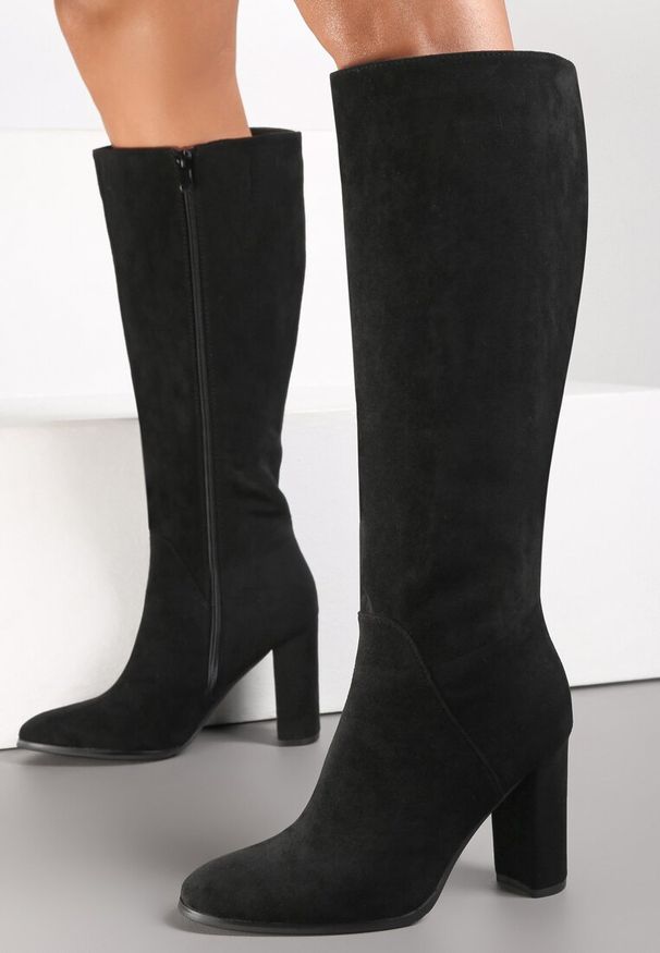 Renee - Czarne Kozaki na Słupku Hrarpi. Wysokość cholewki: przed kolano. Zapięcie: zamek. Kolor: czarny. Materiał: skóra. Szerokość cholewki: normalna. Wzór: gładki. Obcas: na słupku. Wysokość obcasa: średni