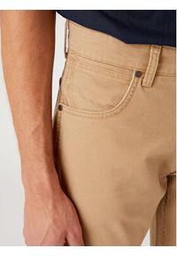 Wrangler Spodnie materiałowe Greensboro W15QDRC20 112334233 Beżowy Straight Leg. Kolor: beżowy. Materiał: bawełna #3