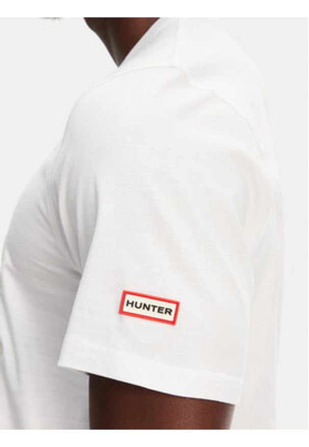 Hunter T-Shirt Duart Graphic HARM0033251 Biały Regular Fit. Kolor: biały. Materiał: bawełna