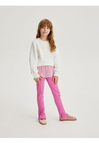 Reserved - Prążkowane legginsy - fuksja. Kolor: różowy. Materiał: prążkowany