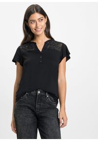 bonprix - T-shirt z dekoltem henley z mieszanki wiskozy. Typ kołnierza: typu henley. Kolor: czarny. Materiał: wiskoza, koronka. Wzór: koronka #1