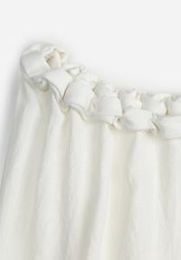 Born2be - Jasnobeżowa Wiskozowa Sukienka Bez Rękawów z Warkoczowym Splotem przy Dekolcie Shirineli. Okazja: na co dzień. Kolekcja: plus size. Kolor: beżowy. Materiał: wiskoza. Długość rękawa: bez rękawów. Wzór: ze splotem. Typ sukienki: proste, dla puszystych. Styl: boho, elegancki, klasyczny, casual #4