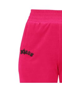 CHAOS BY MARTA BOLIGLOVA - Welurowe różowe spodnie dresowe GOTHIC. Kolor: wielokolorowy, fioletowy, różowy. Materiał: welur, dresówka. Wzór: aplikacja, haft